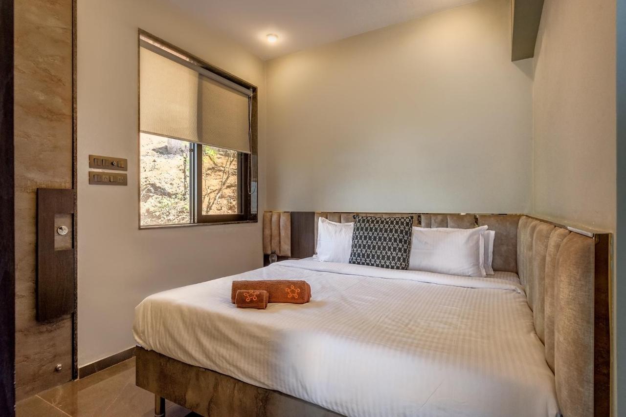 Saffronstays Heavone Trio, Lonavala Exterior photo